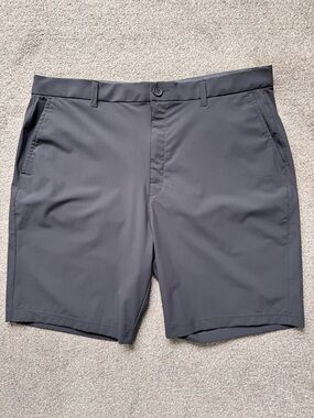 Mens Saxx 8” The Caddie Shorts Size 36 Like NEW